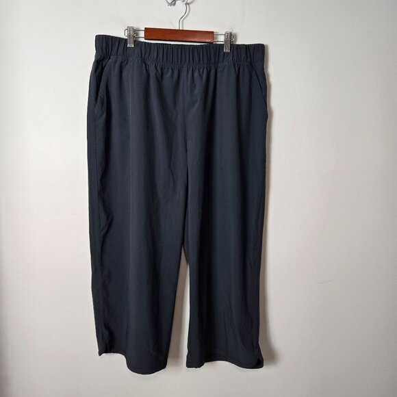 Title Nine Women's Size XL Slaycation 2.0 Cropped Pants Charcoal Gray UPF 50 - Picture 1 of 10